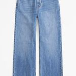 Abercrombie & Fitch Jeans Photo 0