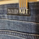 Kut From The Kloth Gigi High Rise Denim Shorts Distressed Frayed Hem Size 14 NWT Photo 3