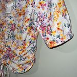 H&M  small short fitted blouse low-cut v-neck short puff sleeves elastic at cuffs Photo 2