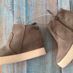 Wedge Sneakers, Size 6 Gray Photo 0