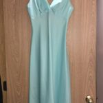 Jones New York 's women’s light blue of a silky blend dress. Size Small. Photo 1