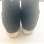 Outwoods  Womens Size 10 Black Velvet Zip Sides Sneaker Hidden Wedge‎ Photo 3