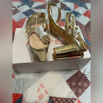 Gold Strappy Block Heel‎ Sandals Size 9.5 Photo 2