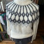 Banana Republic Icelandic alpaca blend cream gray XS sweater Photo 0