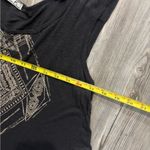 Chloe K  Black Sleeveless Top with Geometric Design Photo 4