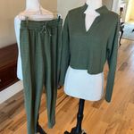 Matching Set Green Textured Knit Long Sleeve Top Drawstring Pants Size M Photo 2