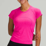 Lululemon  Swiftly Tech Short Sleeve 2.0 Photo 0