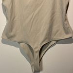 House of Harlow 1960- Nude Seamless Ribbed Fabric Crew Tank Bodysuit- Size L Photo 4