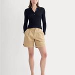 Everlane  The Pleated Chino Short - Classic Khaki Photo 1