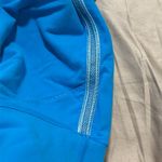 Lululemon Power Flow Crop Legging in Beach Blanket Blue/Aquamarine Size 4 • $78 Photo 10