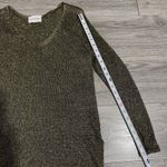 Olive + Oak Gold Metallic V Photo 11