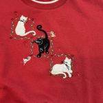 Classic Elements Vintage Cat Embroidered Crewneck Sweatshirt Red Large Photo 2