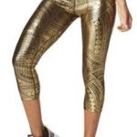 Zumba Wear All Night Gold Metallic Pattern Black Capri Leggings-Spicy, Size S Photo 0
