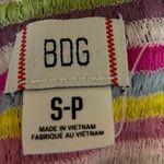 Urban Outfitters  BOG 90s Textured  Rainbow Striped Crochet Crop Tank Top Size S Photo 2