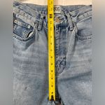 BDG  High Rise‎ Baggy Lightwash Jeans Size 26 Photo 5