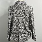 Thalia Sodi Thalia and Sodi rayon blouse.  Size Medium. 3/4 length sleeve that rolls up. Photo 2