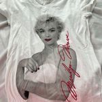 Marilyn Monroe White T-shirt Photo 0