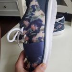 JustFab Floral sneakers by Just Fab size 8 pink and navy color very lightweight … Photo 1