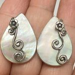 Vintage Sterling Silver Flower Mother Of Pearl MOP Earring Stud REPAIRED No BACK Photo 0
