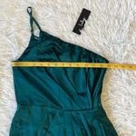 Lulus  Law of Attraction Emerald green One-Shoulder Asymmetrical Midi Dress XS Photo 2