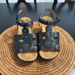 Natural Soul  Women's Black Sandals Photo 1