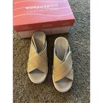 Easy Spirit  Light Natural Color Bindie Wedge Sandals Size 6.5 Woman’s Photo 4