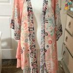 Avenue floral light pink and cream‎ kimono Size undefined Photo 0