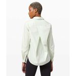 Lululemon  Full Day‎ Ahead Button Front Shirt in Pastel Green Size 4 Photo 1