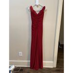 La Femme  Notched Off‎ Shoulder Ruched Fitted Dress In Red Size 0 Style 28389 Photo 3