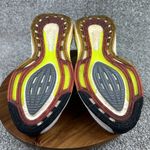 Adidas ultraboost women’s size 9.5 Photo 5