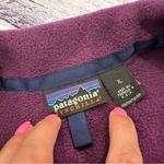 Patagonia Vintage Synchilla Women’s Purple Maroon Fleece Jacket Photo 3