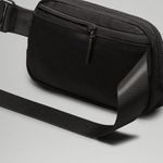 Lululemon Black NWT Hawaii  belt bag Photo 5