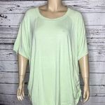 Zim & Zoe Active NWT Size 30/32 Lime Green Ruched Side Rayon Knit Top Shirt Photo 0