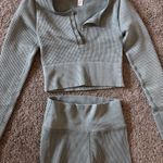 Aerie  long sleeve set Photo 2