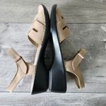 Easy Spirit  Beige Leather Strappy Sandals Comfy Adjustable Ankle Womens Sz 7.5 N Photo 6