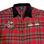 Vintage Quizz Again NY Christmas Santa Sleigh Reindeer Embroidered Plaid Shirt Red Size L Photo 4