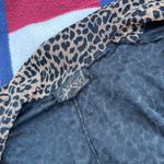 Sans Souci  leopard print collared long sleeve blouse
No size tag - fits a S-M Photo 1