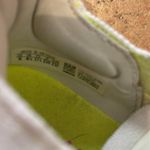 Adidas Women's Ultraboost 21 Running Shoe size 6 Photo 4