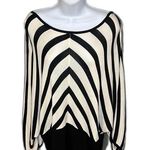 Cyrus Batwing Striped Tunic/Top, size Medium Photo 0