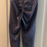 ECHT Scrunch Butt Leggings Photo 2