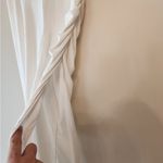 Urban Rose  white mid length skirt size womens medium Photo 1