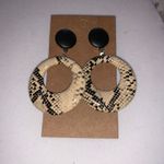 Cream Black Circle Snakeskin Earring Photo 0