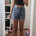 Zaful mid wash denim shorts Photo 0