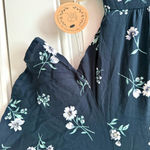 Active USA  Floral Dress in Dark Green and White Photo 1