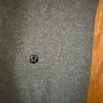 Lululemon  grey crop high rise leggings 21” inseam size 10 Photo 3