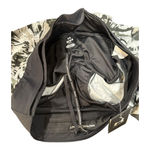 Under Armour  Women’s Speed Pocket Lined Shorts Camo Black Gray Size L NWT Photo 6