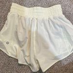 Lululemon  Hotty Hot 2.5" Photo 1