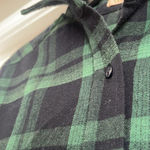 Gibson Latimer  green and navy plaid shirt dress Photo 4