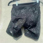 Lululemon  Pedal Pace Coal Black Print Bikers Short Star Crushed Photo 4