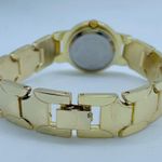 Ladies Quartz analog watch 25mm good toned bracelet size 7.5” w/battery Photo 3